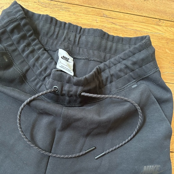 Nike jogger sweatpants size S women’s very soft and like new! - Picture 2 of 6